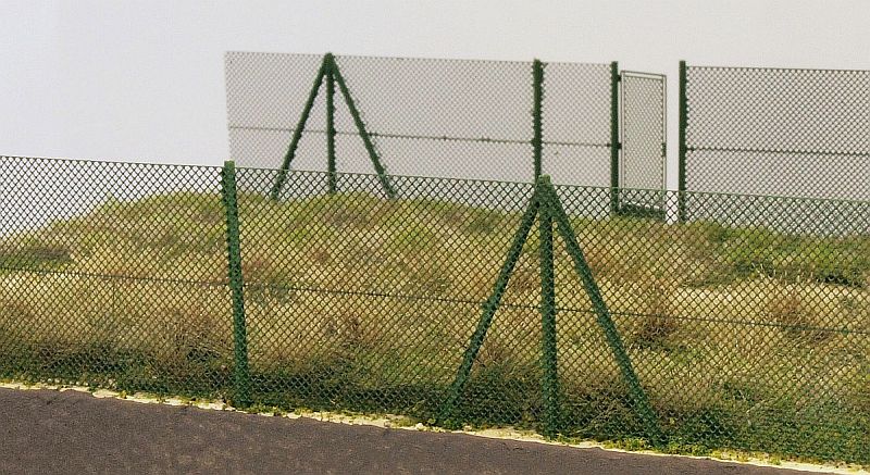 Grundstückszaun für funktionale und schöne Außenbereiche